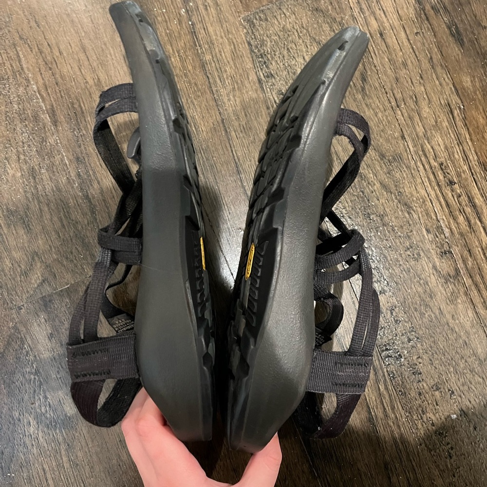 CHACOS - Picture 4 of 4